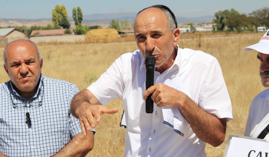Karacahöyük Muhtarı isyan etti: “Karacahöyük hiç mi düşünülmedi?”