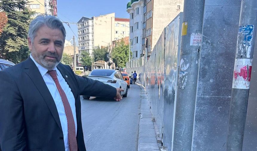 MHP’li Deliktaş’tan Halkevi şantiyesine tepki: “Kaldırım yayalarındır”