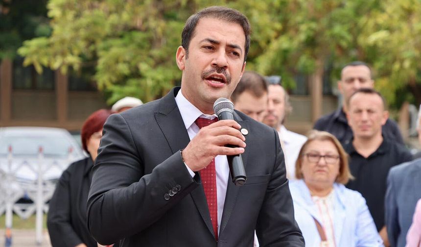 "30 Ağustos, bağımsızlığın ve özgürlüğün zaferidir"