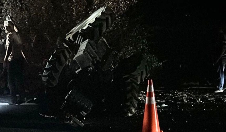 Eskişehir yolunda traktör ve kamyon çarpıştı: 1 yaralı