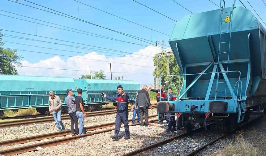 Bir anda can pazarına döndü! Eskişehir'de baba ve oğlu yüksek gerilime kapıldı
