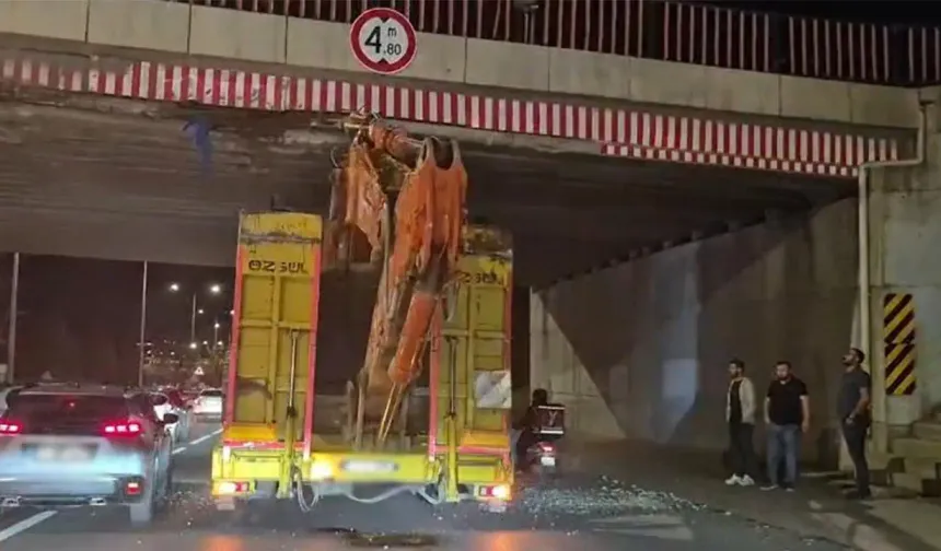 Eskişehir’de tır üst geçide sıkıştı: Sürücünün bulduğu çözüm şaşırttı