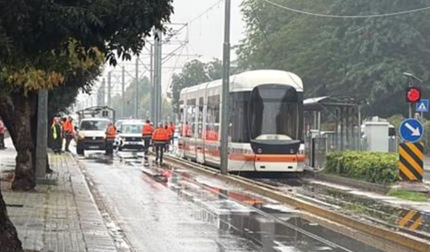 Eskişehir’de tramvay ulaşımını aksatan arıza: Ekipler çalışma başlattı