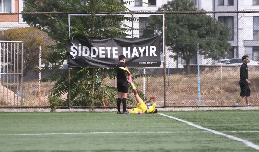 Eskişehir'deki maçta iç ısıtan görüntü