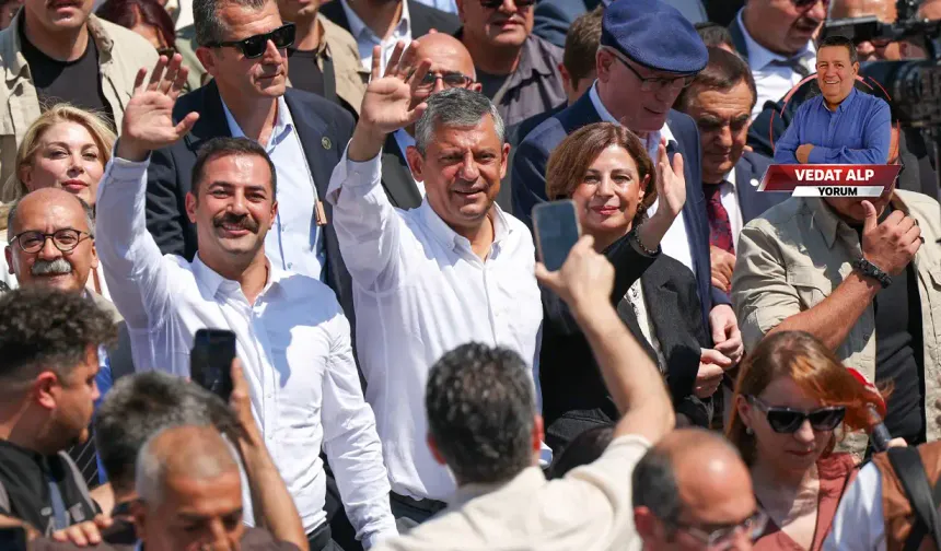 ‘’Değişim’’ var ama ‘’eskisini aratan’’ bir değişim…