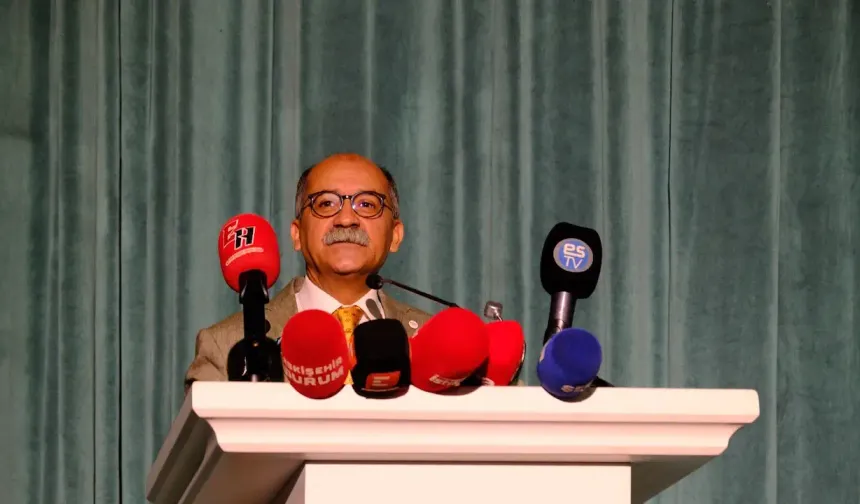 YENİ Partili Arslan: Eski siyasi alışkanlıklarımızdan arınmalıyız