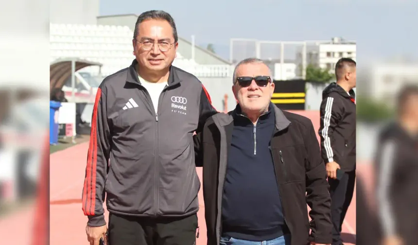 Eskişehir Demirspor Başkanı Hünerlier: “Bu emek hırsızlığı!”