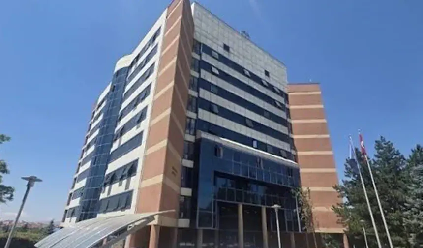 Anadolu Üniversitesi Açıköğretim'e yoğun ilgi! İkinci Üniversite kayıtları uzatıldı
