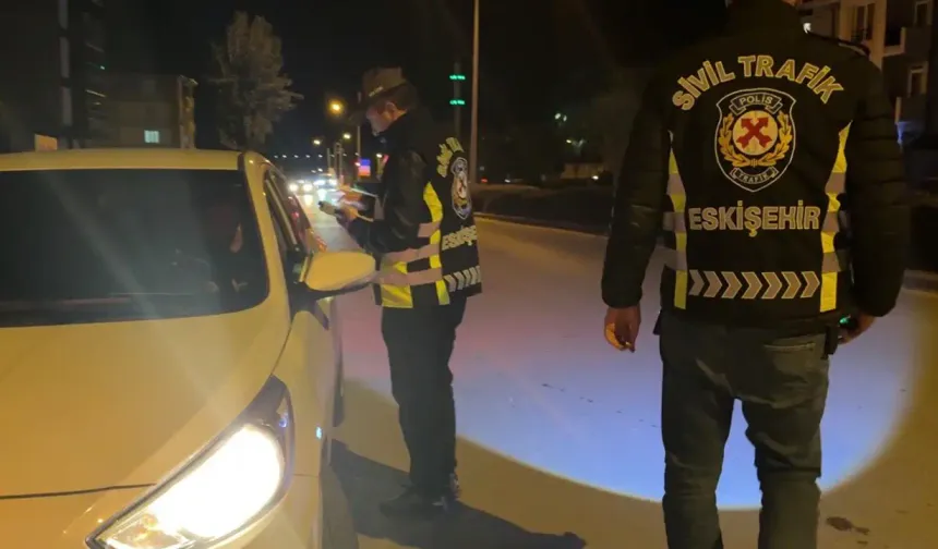 Eskişehir'de bir haftalık trafik bilançosu açıklandı: Men edilen araç sayısı şaşırttı
