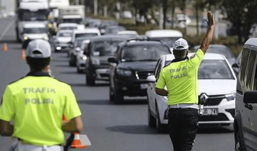 Eskişehir'de güvenli eğitim denetimi: Yüzlerce araç ve mekan kontrol edildi