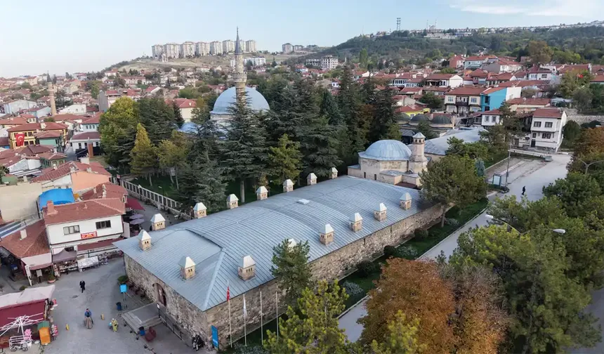 Eskişehir'de herkesin merak ettiği gelişme! Kurşunlu Külliyesi'nde tahliye durduruldu