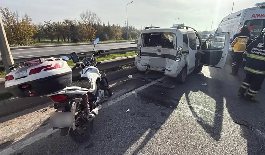 Eskişehir'de yürekleri ağza getiren kaza! 7 yaralı