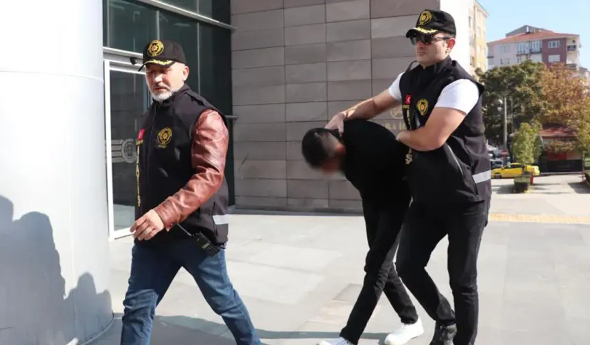 Eskişehir'de zorla tespih satan şüpheli Ankara'da yakalandı! Adliyeye sevk edildi