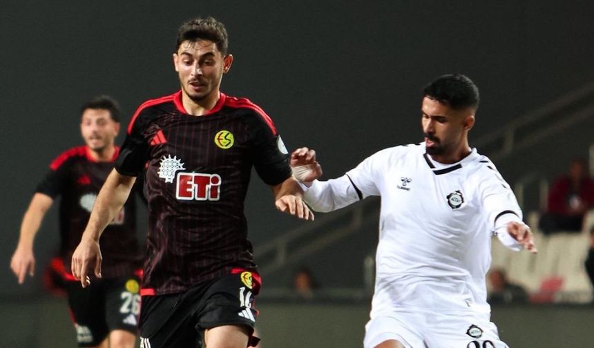 Eskişehirspor, Altay karşısında ilk yarıyı 1-0 geride kapattı