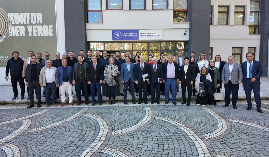 Gençlik ve Spor İl Müdürlüğü'nde değerlendirme toplantısı
