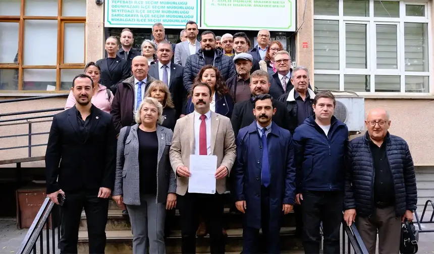 Talat Yalaz mazbatasını aldı: “Eskişehir’in gördüğü en büyük başarılara imza atacağız”