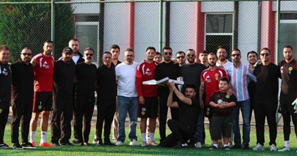 Eskişehirspor Taraftarlar Birliği, takım ve teknik ekiple buluştu