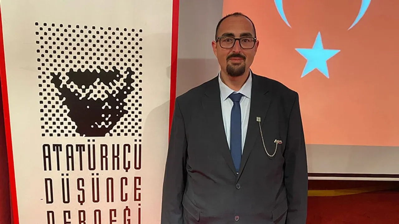 Ataturkcu Dusunce Dernegi Eskisehir Sube Baskani Mehmet Avci