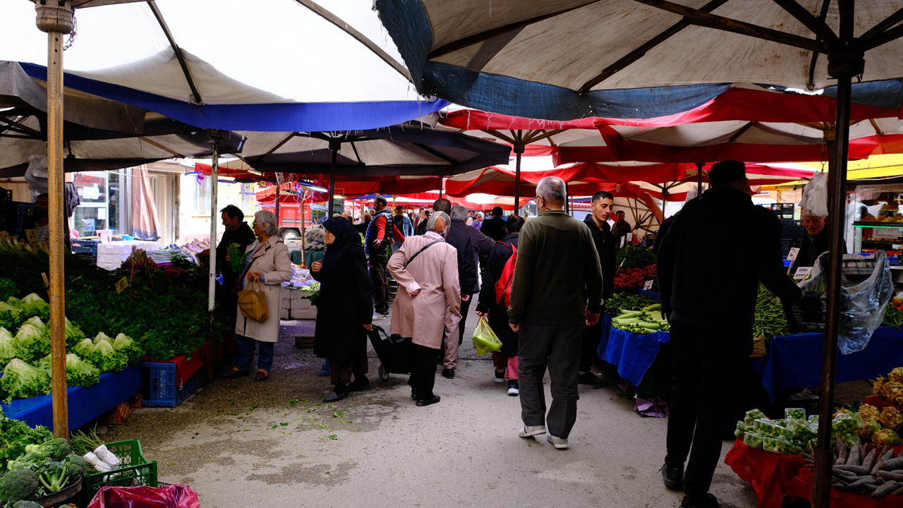 Emeklinin Pazar Arabası Hayal Kırıklığıyla Doldu 1