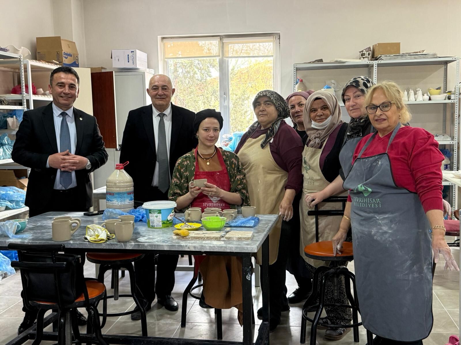 Esmek Kursiyerleri Yaptıkları Ürünleri Satarak Aile Bütçesine Katkı Sağlıyor