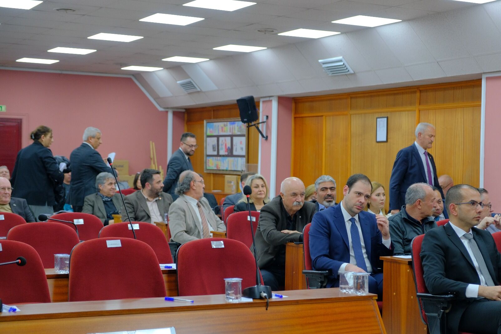 Odunpazari Meclis Terk Etme Istikbal