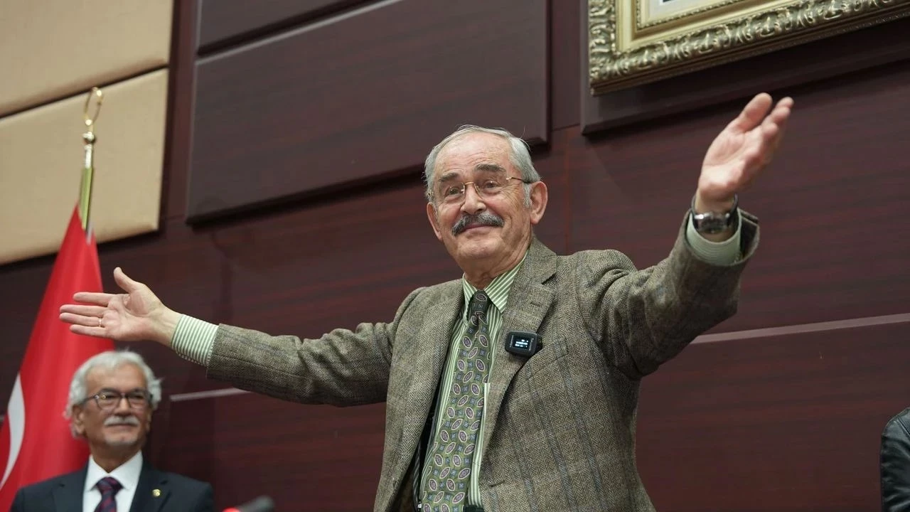 Yılmaz Büyükerşen Istikbal Gazete