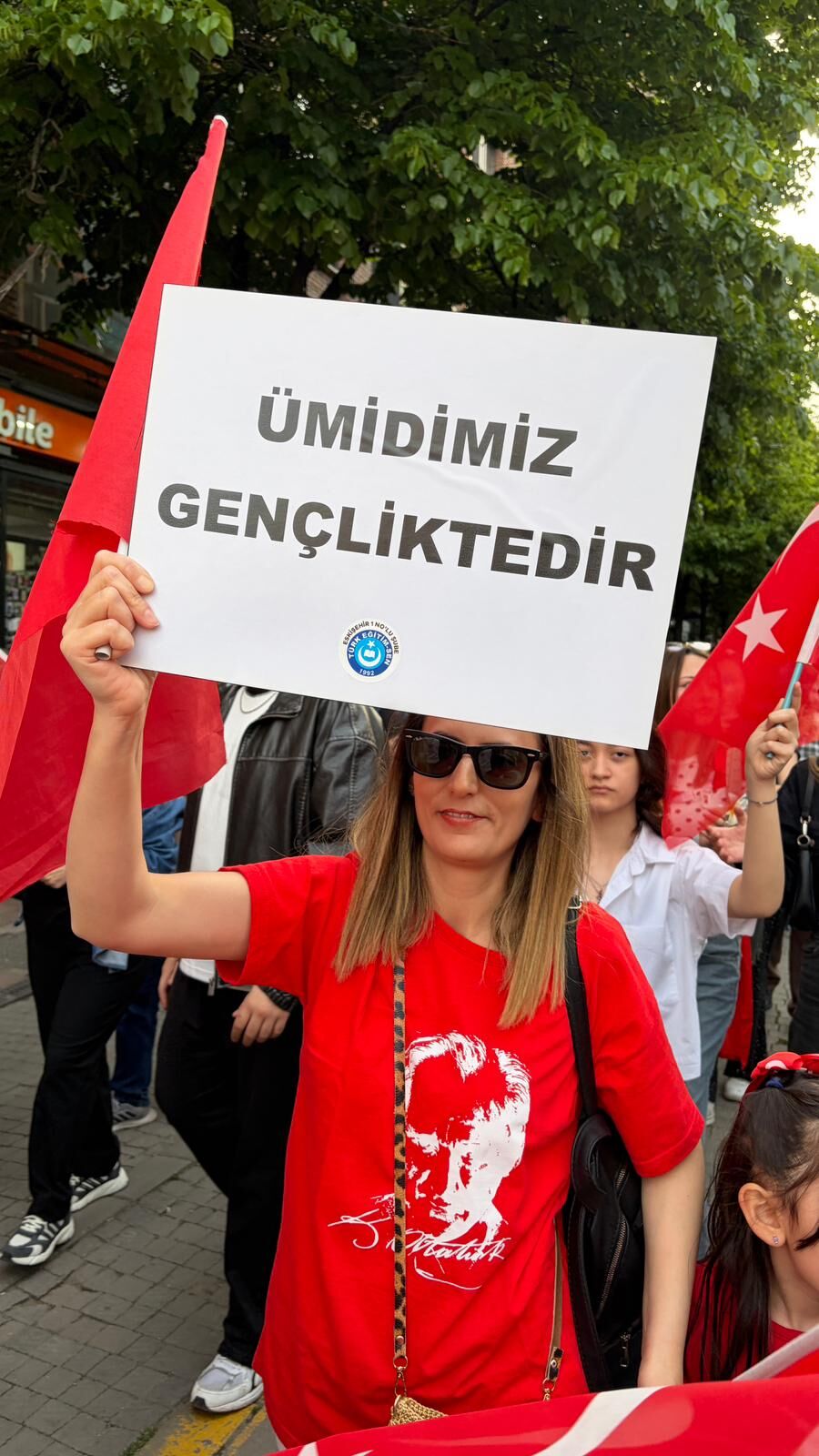 Türkiye Kamu Sen'den Eskişehir’de Coşkulu Yürüyüş 2