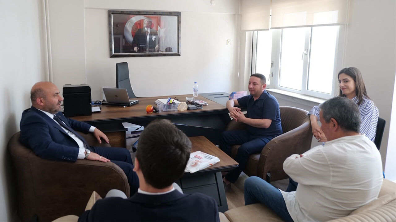 Ak Parti’den İstikbal Gazetesi’ne Ziyaret3
