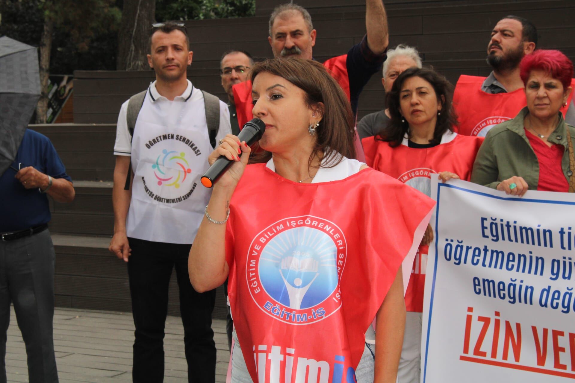 “Öğretmenler Işsizliğe Mahkum Ediliyor”12