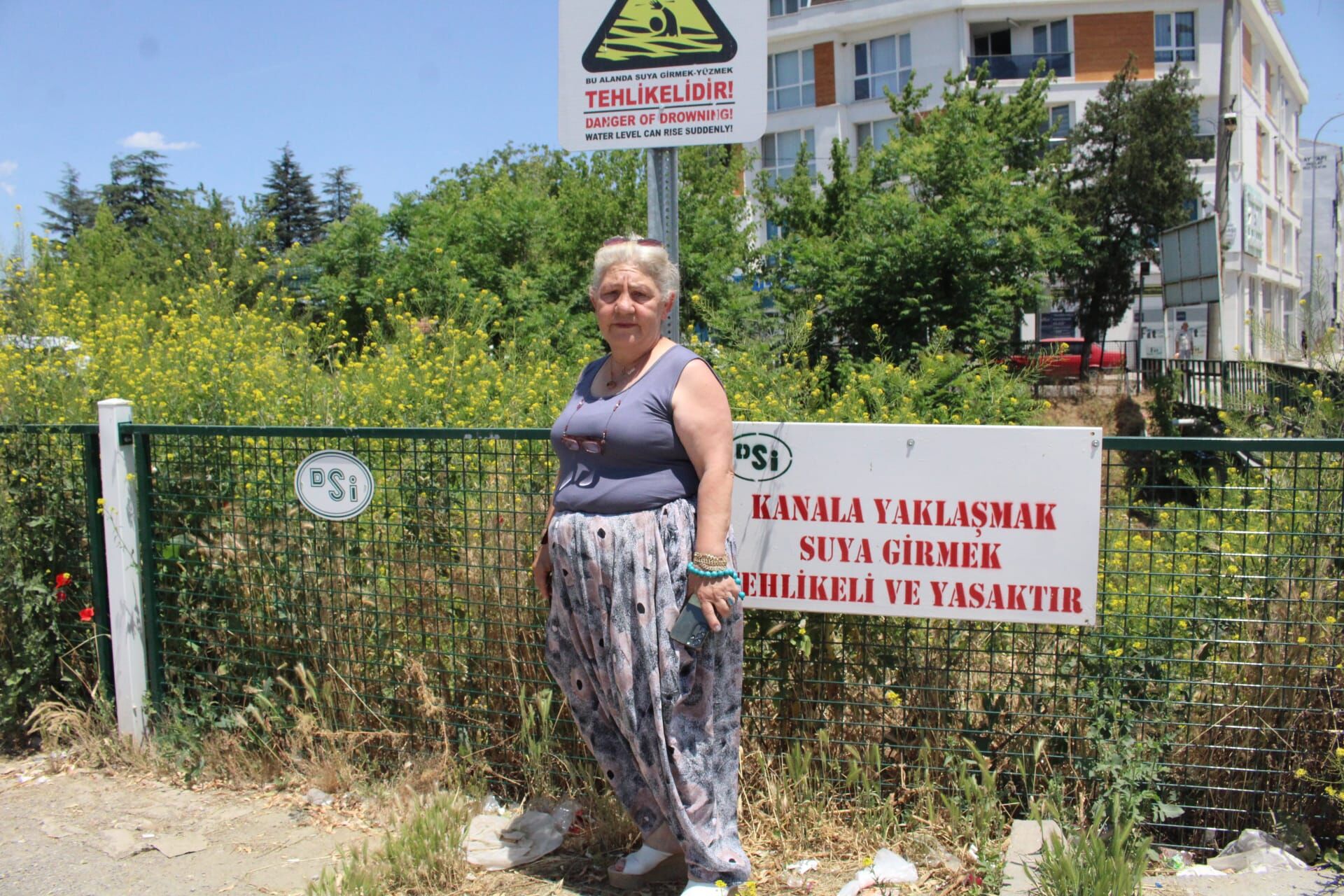 Üzüntü Gözyaşi Ve İsyan (2)