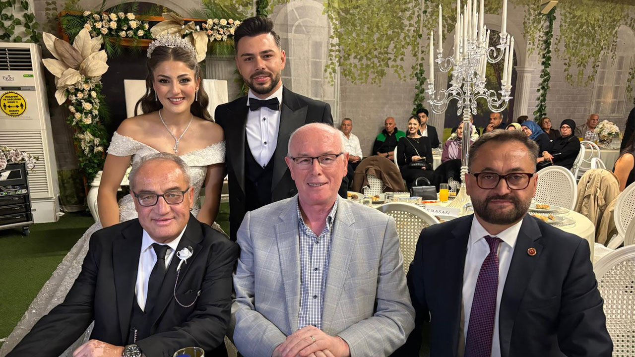 Aslan ailesinin mutlu günü