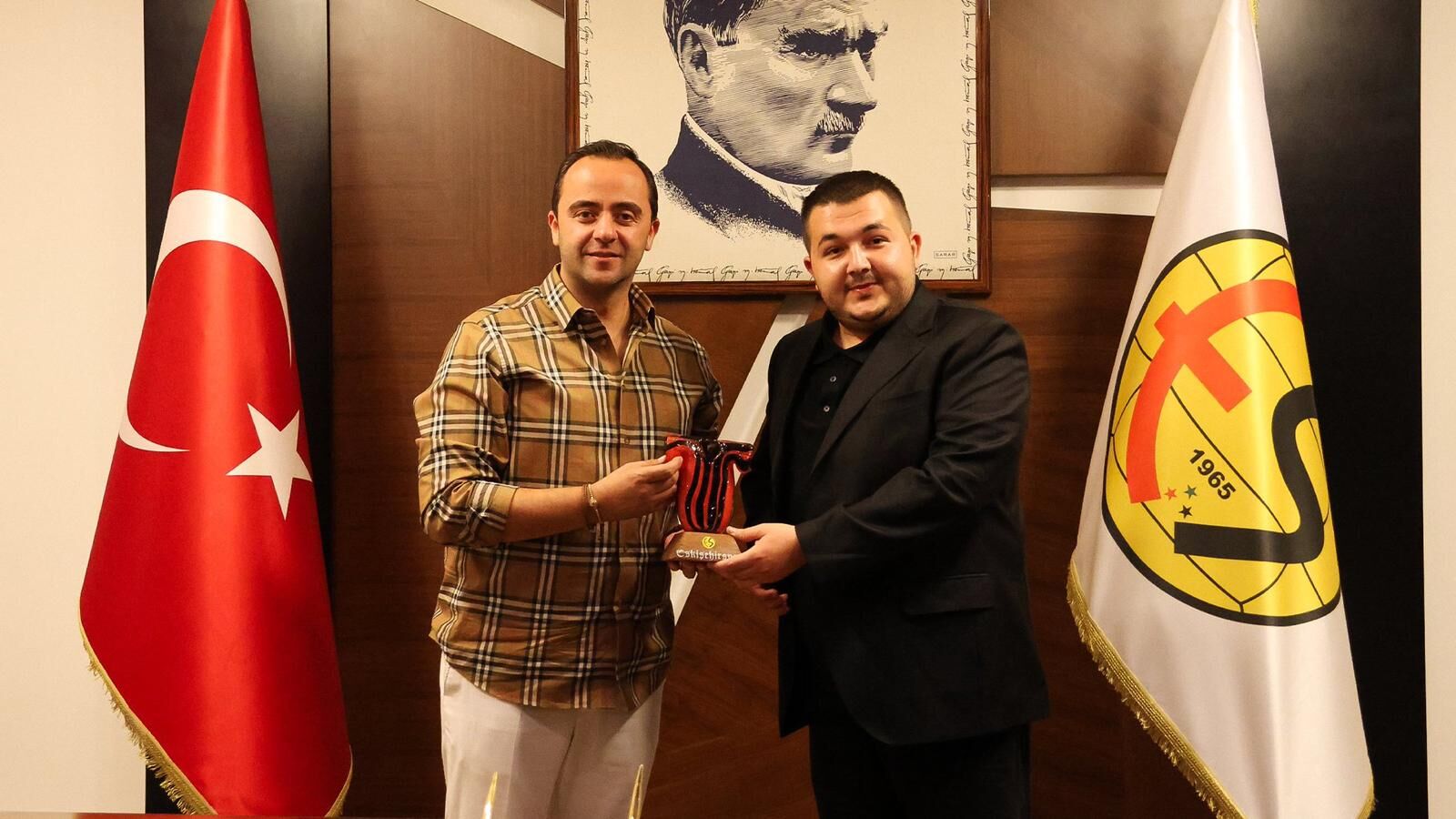 Balıkesirspor Yönetimi'nden Eskişehirspor'a Nezaket Ziyareti2