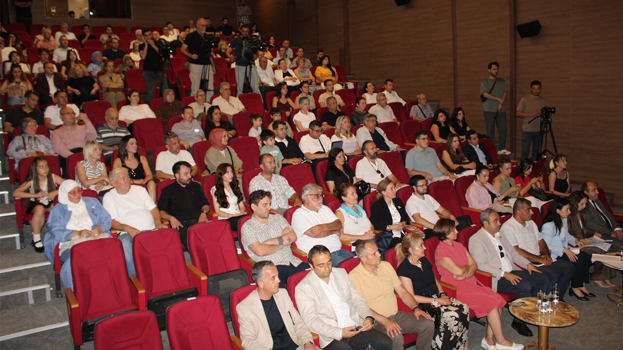 Başkan Ünlüce’den Eskişehirlilere Çağrı “Projeleriniz Hayat Bulsun”2