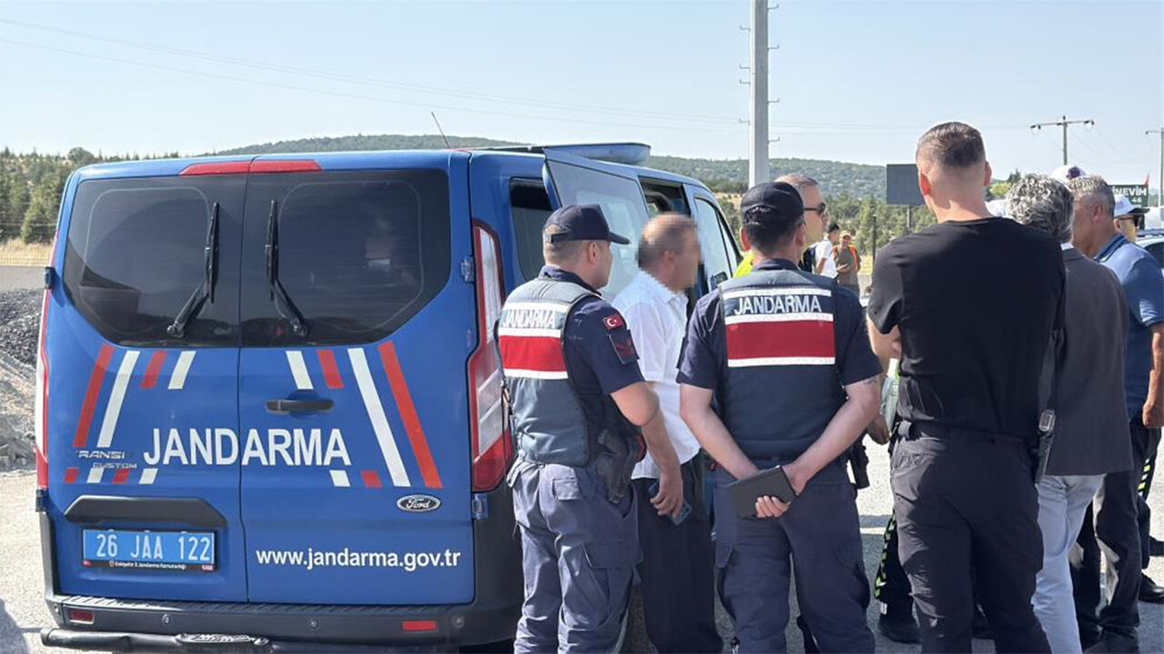 Eskişehir'de 24 kişinin yaralandığı kazada şoför ve yolcu o anları anlattı