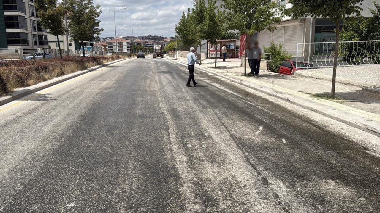 Eskişehir'de Aynı Noktada Peş Peşe Kaza Nedeni Herkesi Şaşırttı2