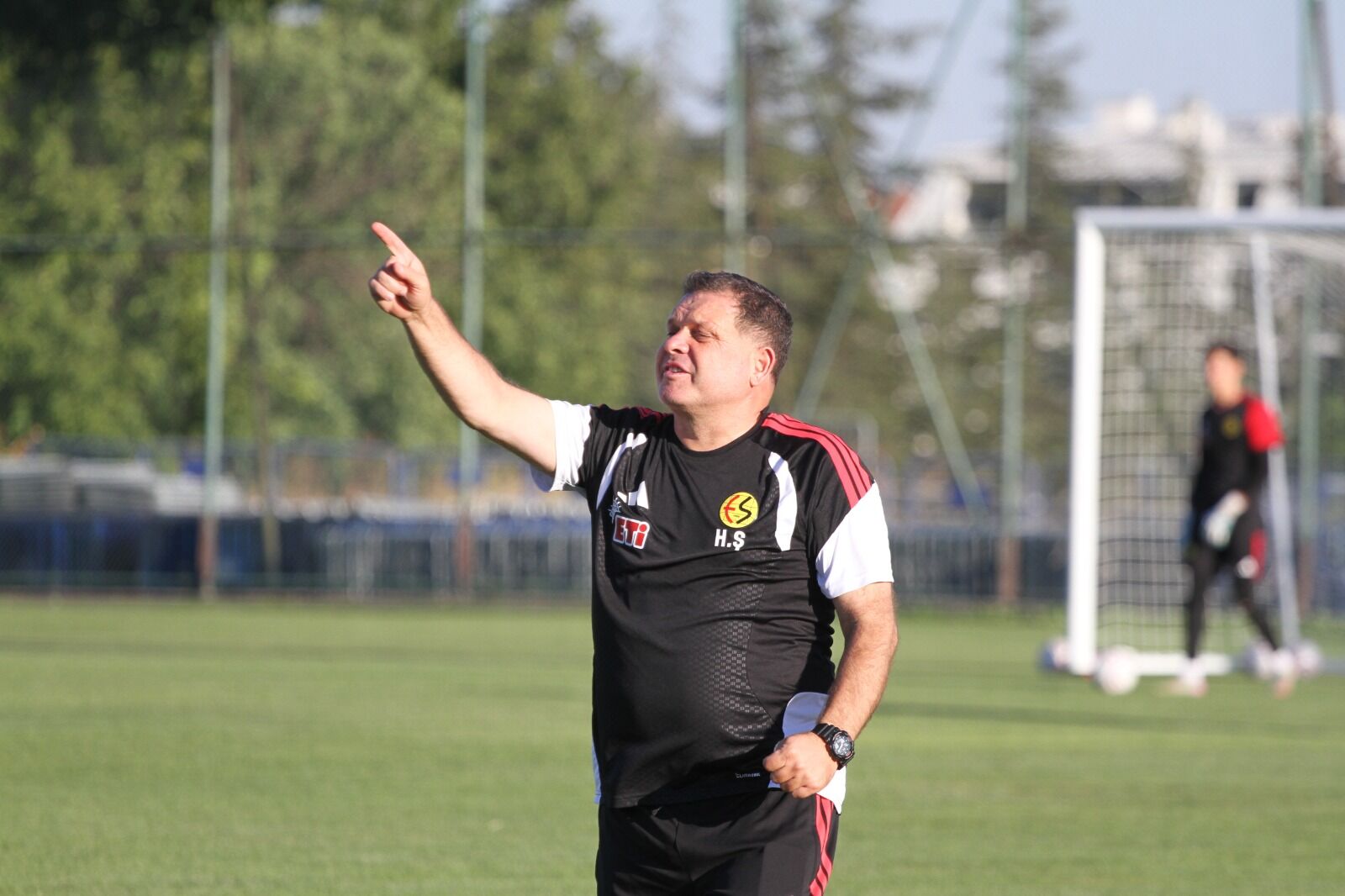 Hakan Şapçı: Sabredin deme lüksümüz yok