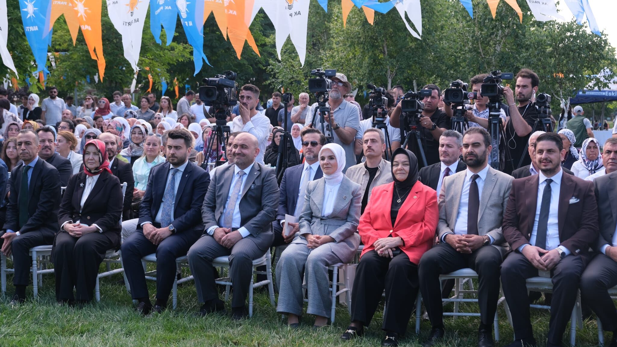 Gürhan Albayrak’tan Belediyelere “Sorunlara Hangi Somut Neşteri Vurdular”656