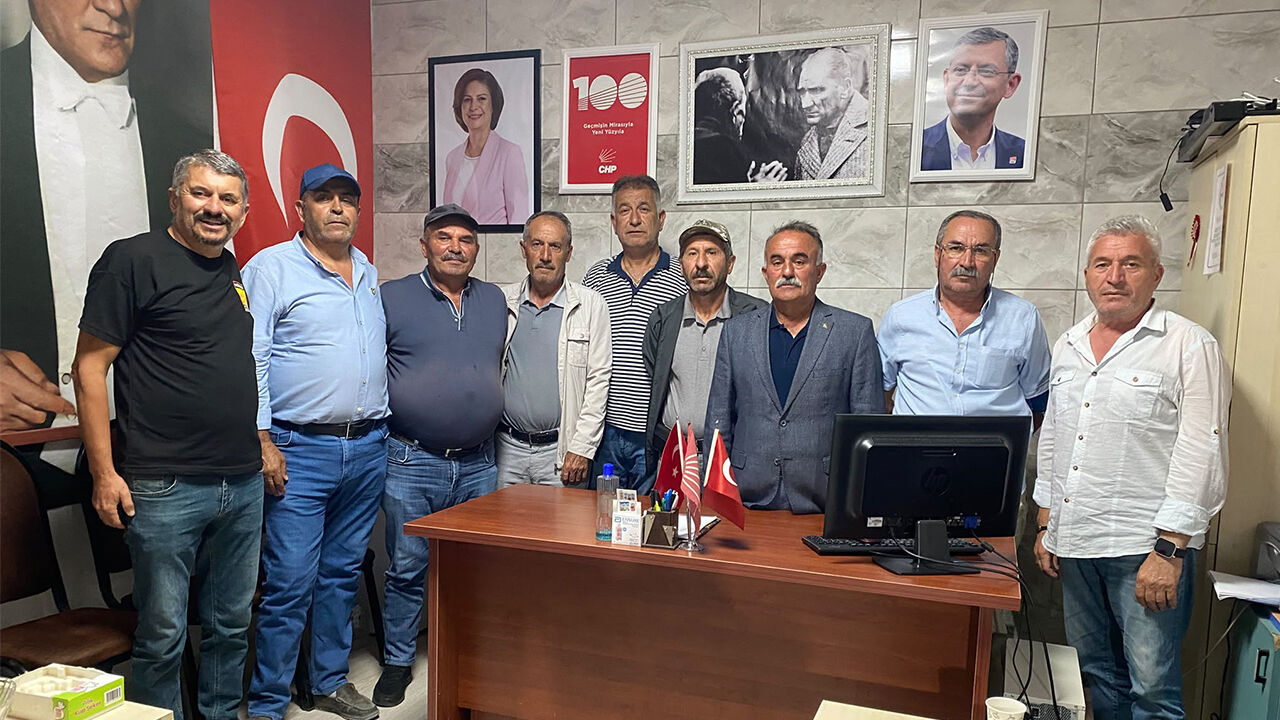 Han İlçe Başkanı ve yönetimi CHP'den istifa etti