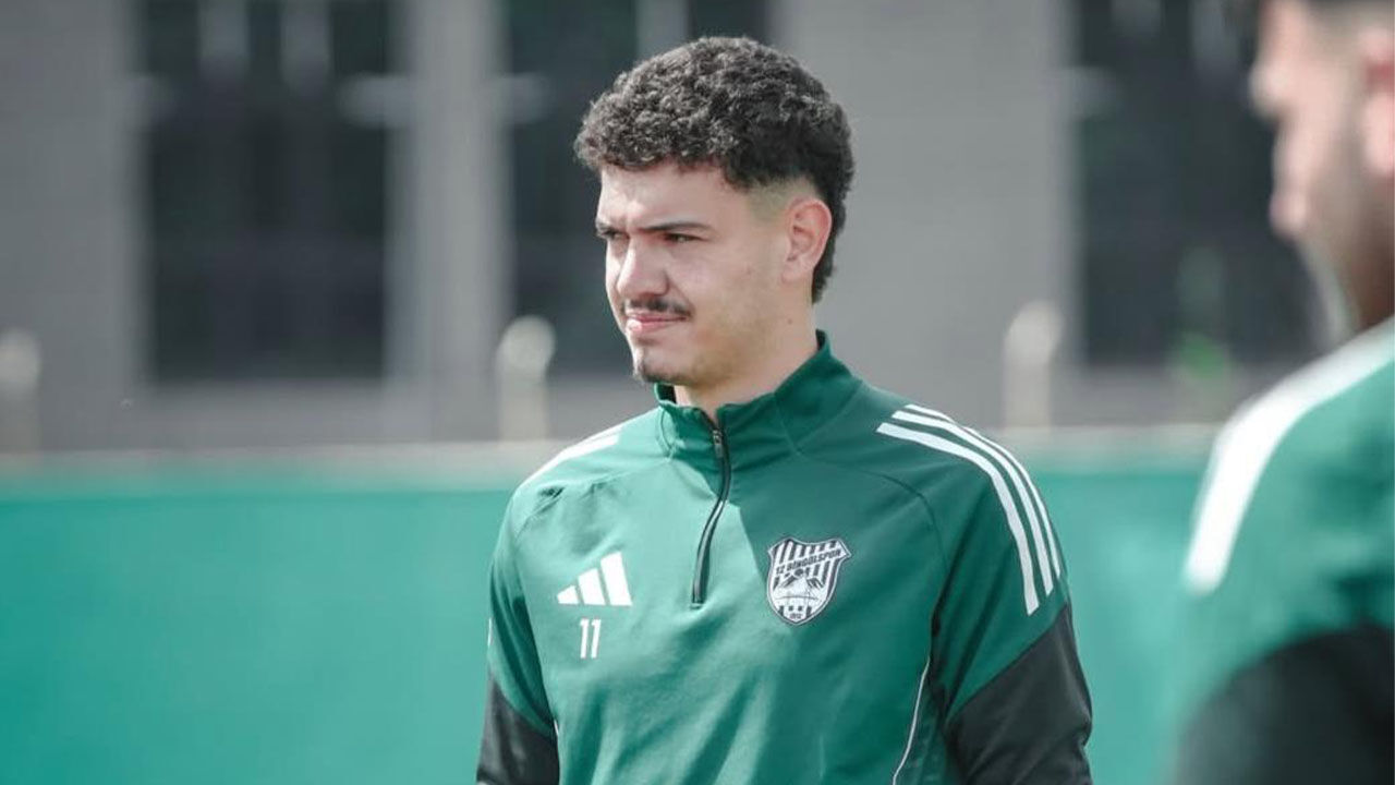 Mustafa Eren Damar imzaya geliyor