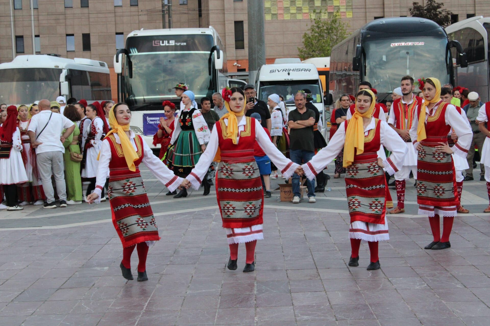 Nasreddin Hoca Festivali’nde Coşkulu Renkli Yürüyüş 2