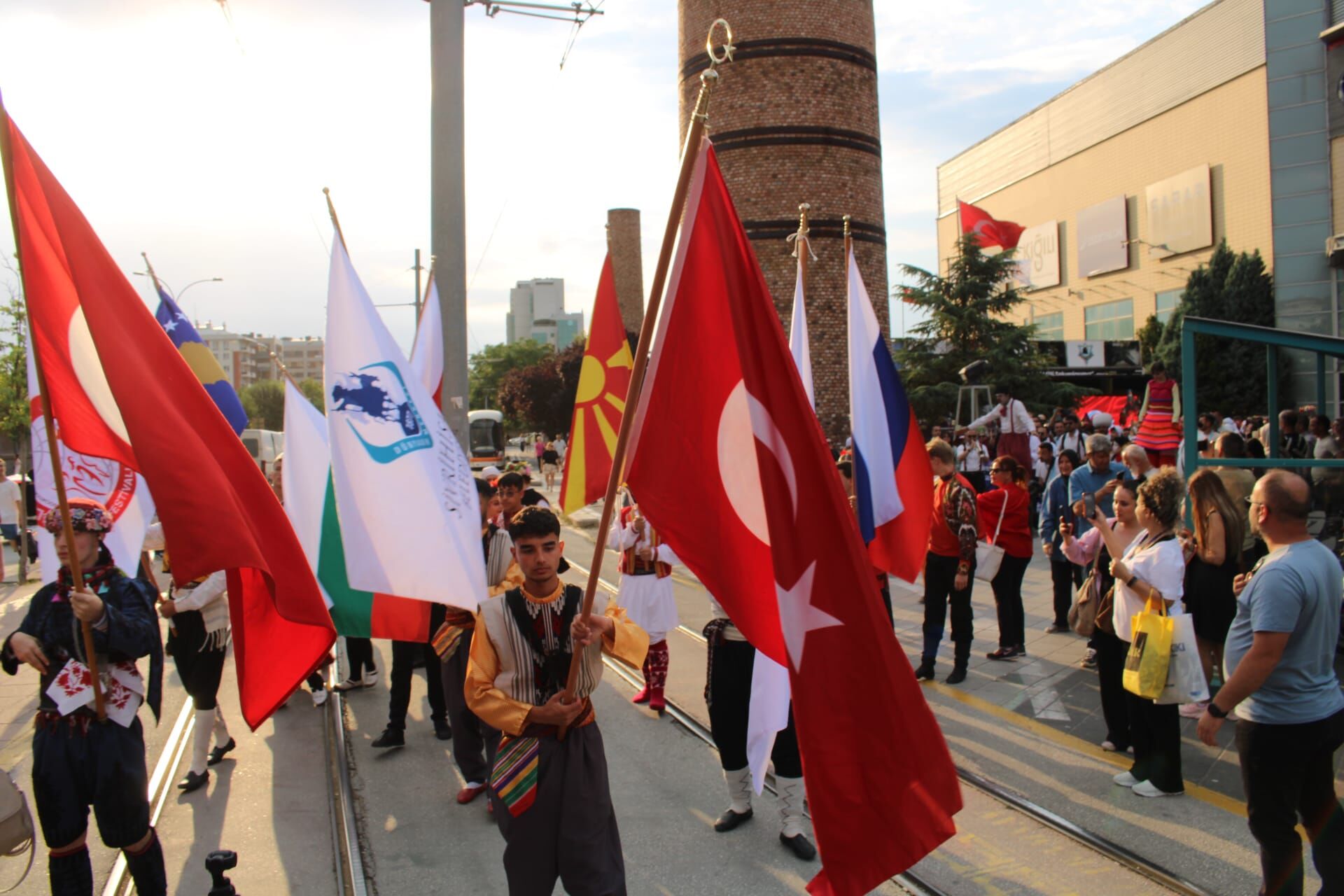 Nasreddin Hoca Festivali’nde Coşkulu Renkli Yürüyüş 3