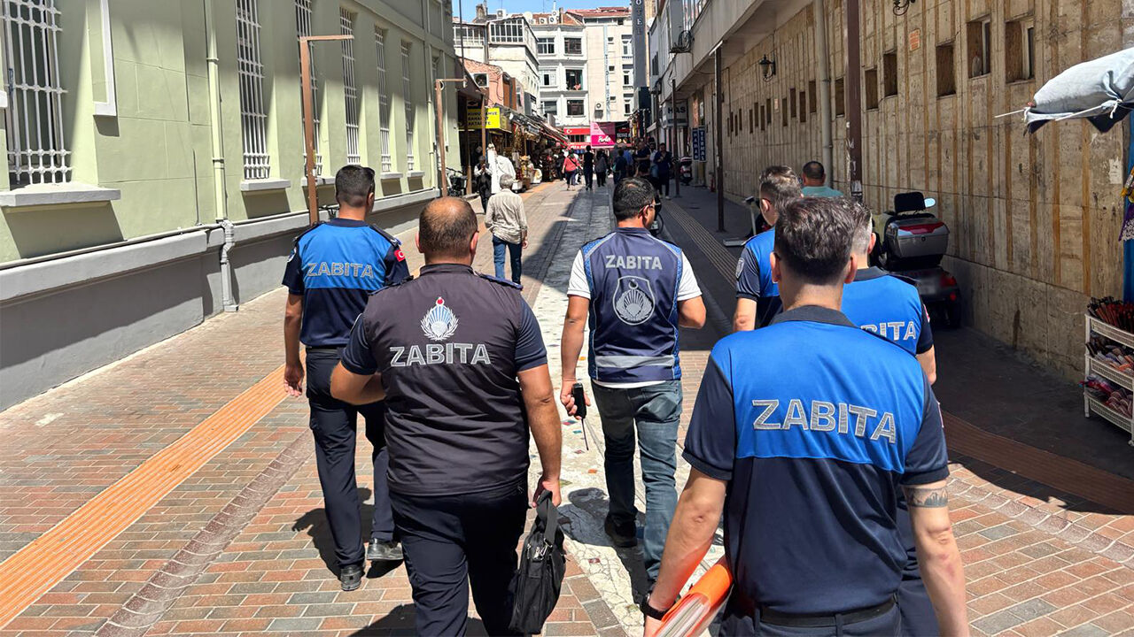 Odunpazarı’nda Kaldırım Işgaline Geçit Yok Zabıta Denetimleri Sürüyor3