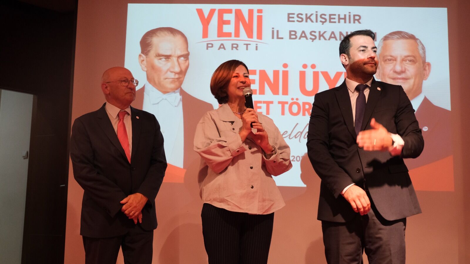 Ayşe Ünlüce Rozet