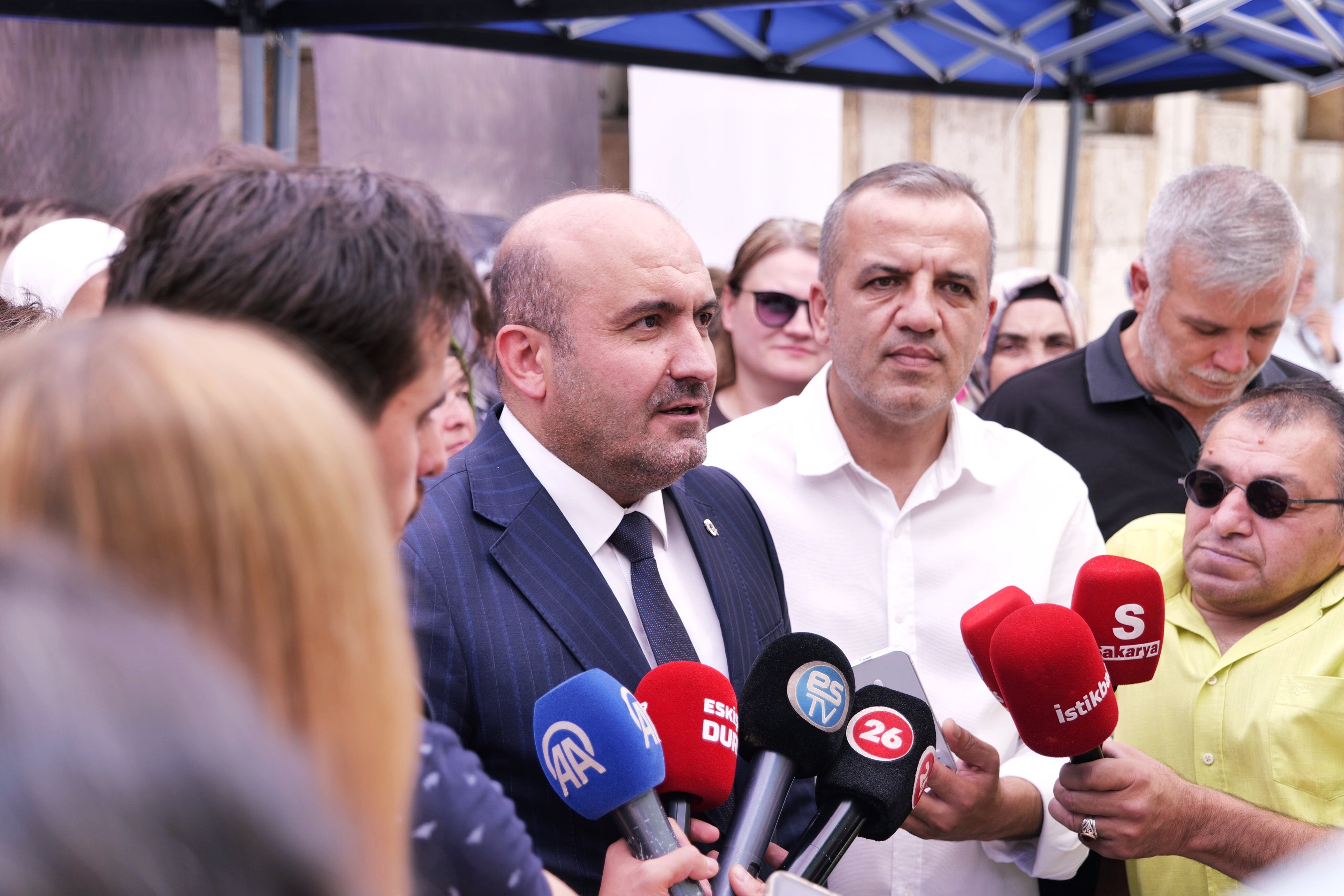 Biz Böyle Konuşturduk-7
