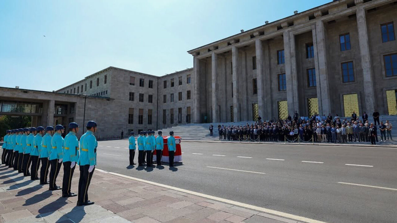 Eskişehir Milletvekili Cevdet Selvi Için Tbmm’de Tören Düzenlendi2