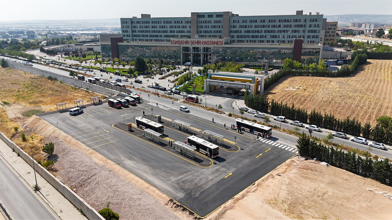 Eskişehir Şehir Hastanesi önünde ulaşımı rahatlatacak düzenleme