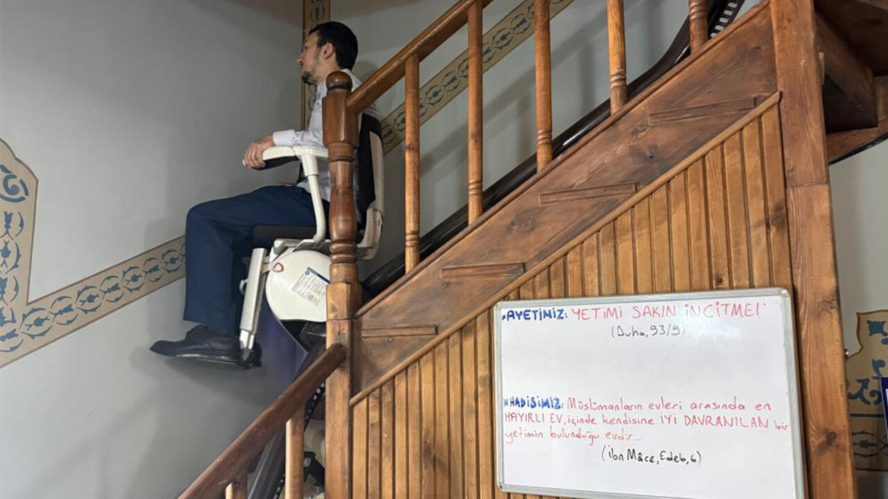 Eskişehir’de Asırlık Cami, 17 Yıldır 'Engelsiz' Ibadetin Adresi-1