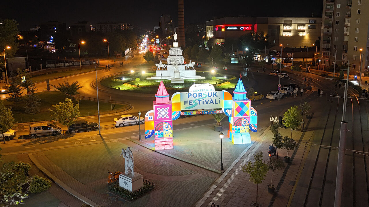 Eskişehir’de Heyecan Dorukta! Uluslararası Porsuk Festivali Için Geri Sayım Başladı-2