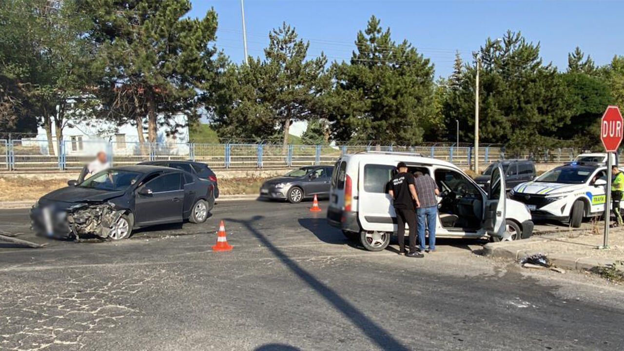 Eskişehir'de korkutan trafik kazası