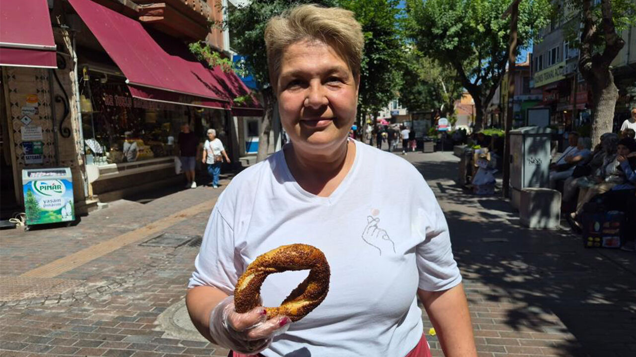 Eskişehir'de Simit Arabasının Başındaki 10 Yıllık Tecrübe 'Esnaflık Sabır Işidir;'2